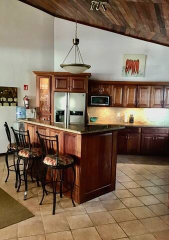 Casa Redonda Spacious 8 bedroom Beach Villa gallery image 2