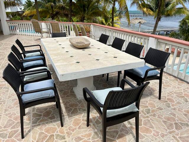 Casa Redonda Spacious 8 bedroom Beach Villa gallery image 5