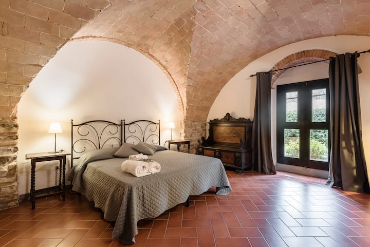 One-bedroom Apt. - Suvereto