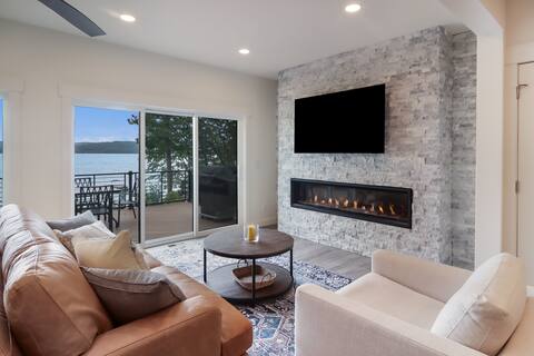 Luxury Lakefront in Interlochen