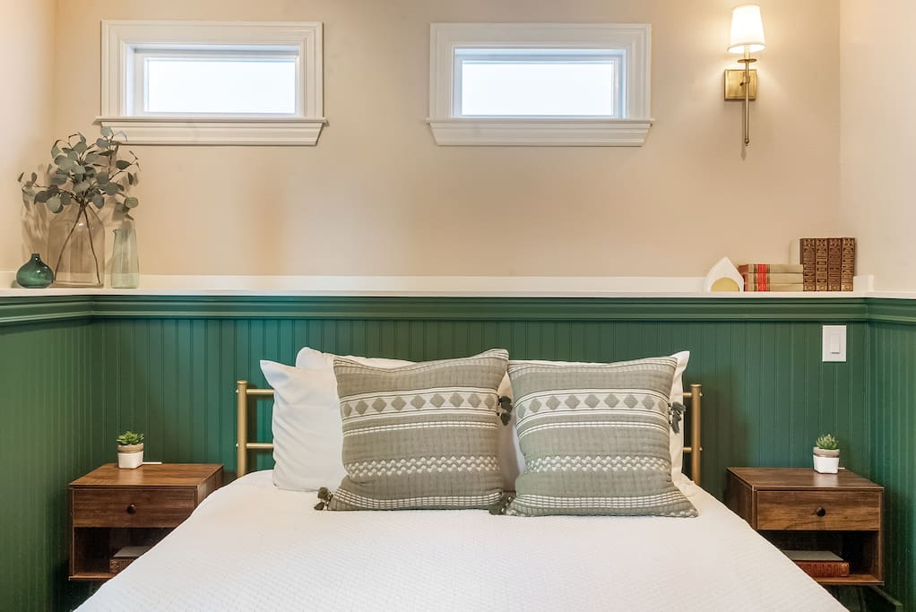 Safe, clean, quiet studio (Close to SF, Hospitals)