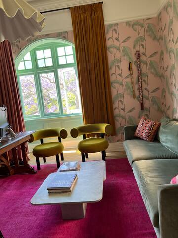 Art House – Luxe family Villa in Mosman with pool gallery image 2