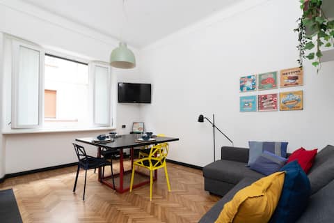 Top performing Airbnb: PoP House - Spacious flat next to Cathedral & Lake in Como