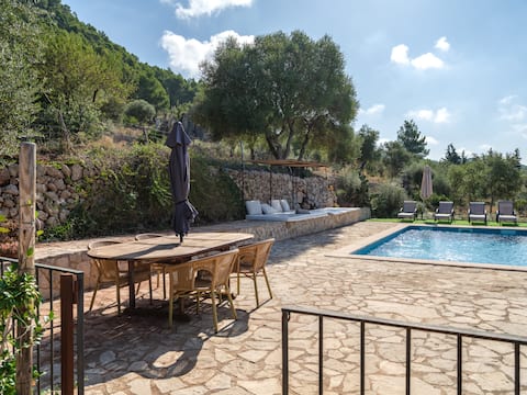 Beautiful family house near Esporlas Na Servera