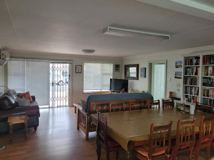 Family Beach House - Mossel Bay