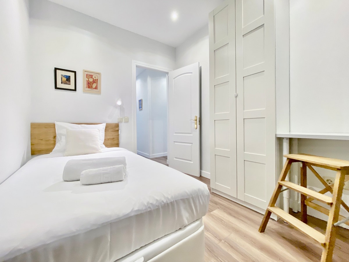 غرفة النوم 2