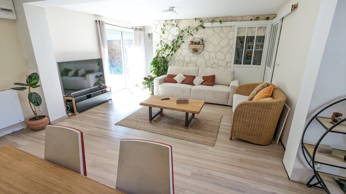 Top performing Airbnb: Exclusive : Charming house with a beautiful garden in Foix