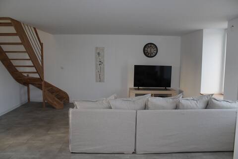 Top performing Airbnb: large country house in Vendée
