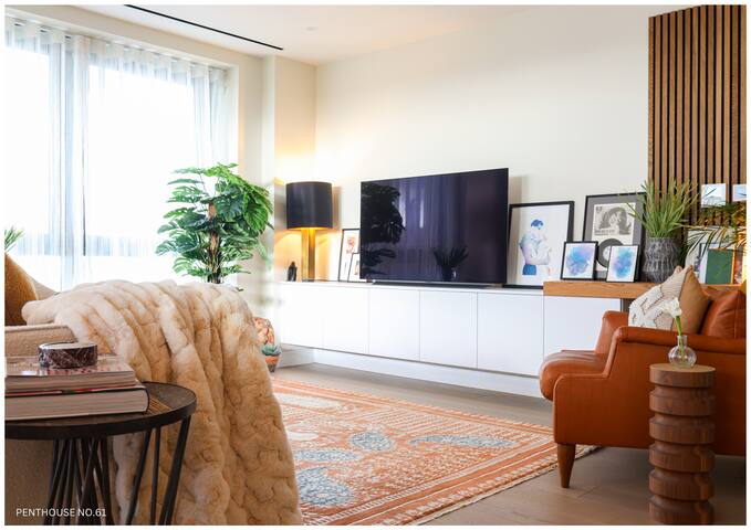 Modern penthouse in London gallery image 5