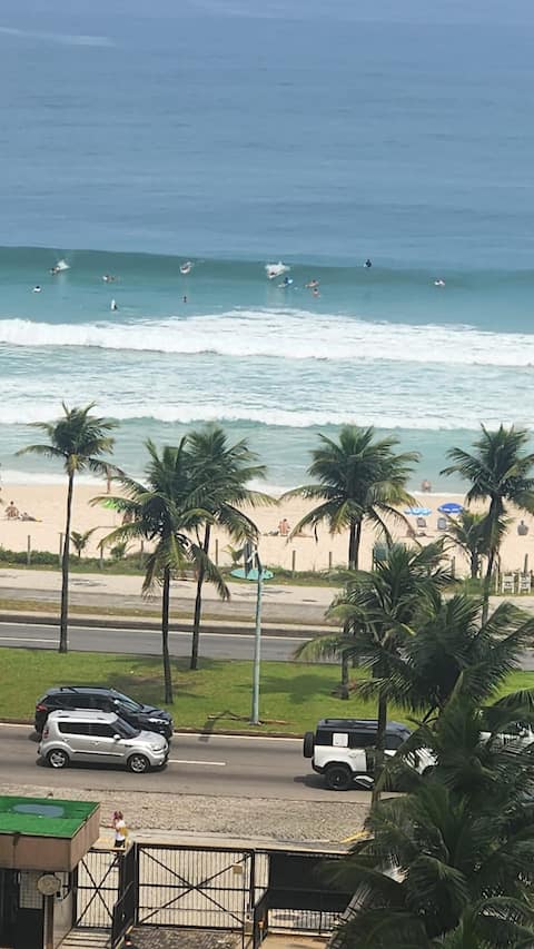 Top Airbnb: 12 meters from the beach, complete leisure em Barra Da Tijuca
