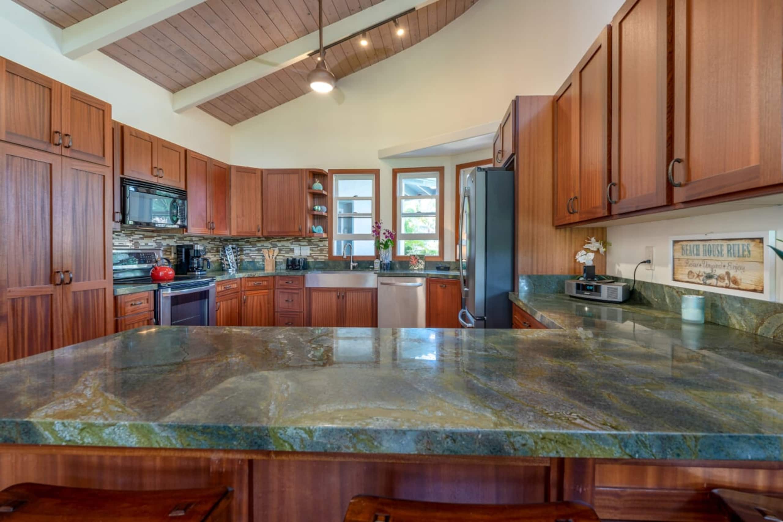 Home in Koloa · ★5.0 · 4 bedrooms · 6 beds · 3 baths - Image 4