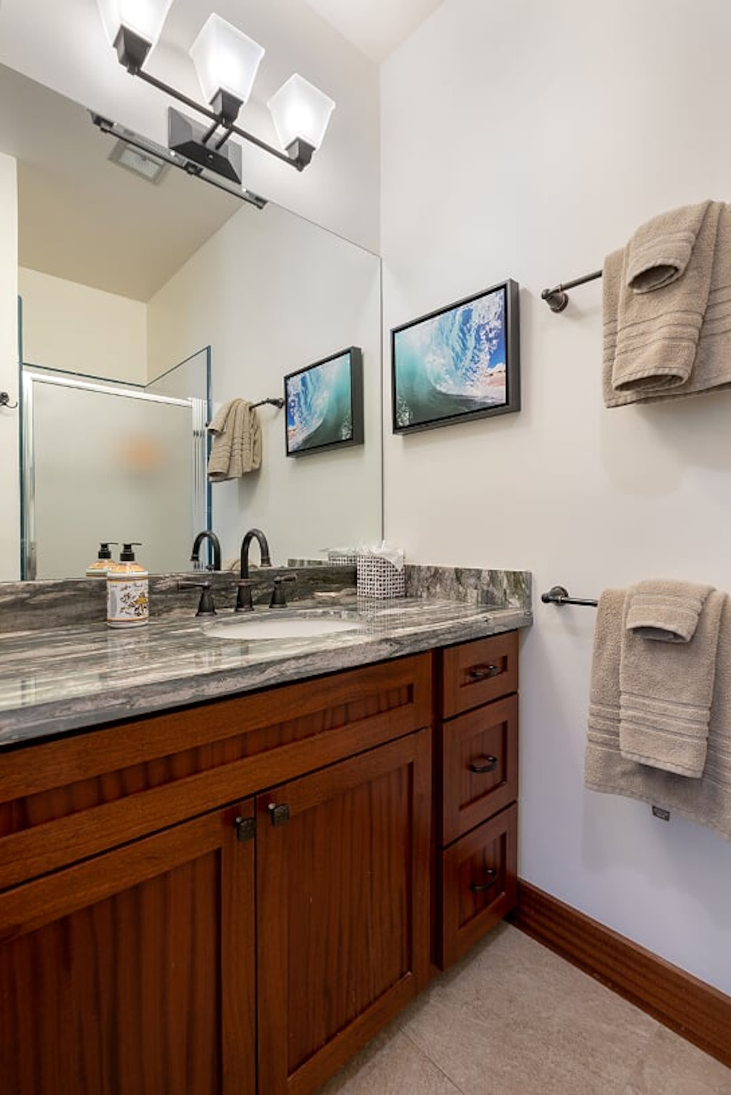 Home in Koloa · ★5.0 · 4 bedrooms · 6 beds · 3 baths - Image 17