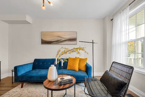 Modern 4BR Retreat | Hot Tub +Patio+ Pet Friendly!