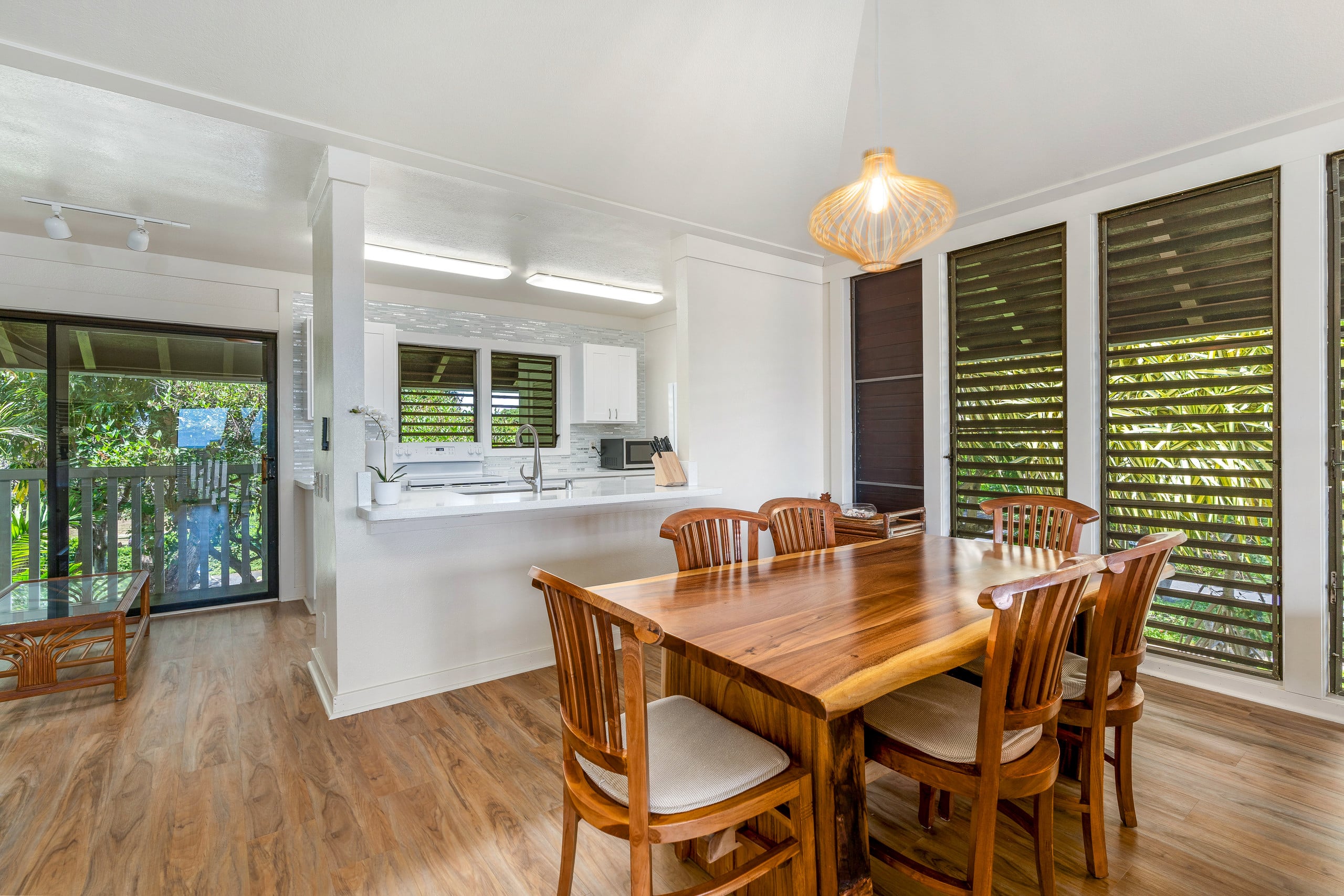 2/2 Partial Ocean View w/AC, Kiahuna Poipu Beach - Photo 8