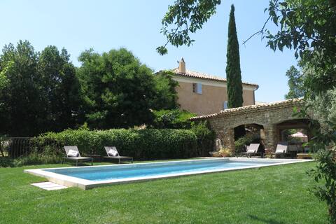 Clos de la Tuilerie, Levant cottage