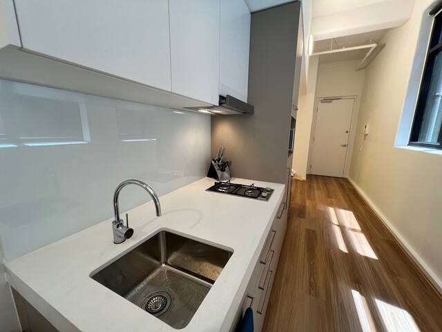 Hidden Gem in Heart of Melbourne gallery image 5