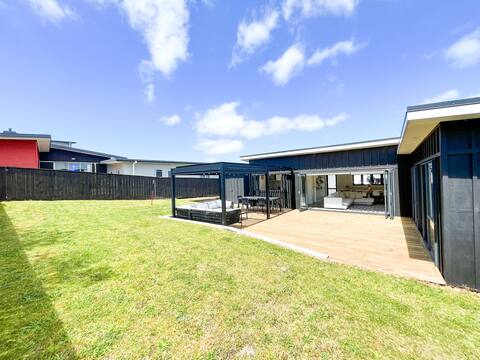 Ruakaka Beach Escape