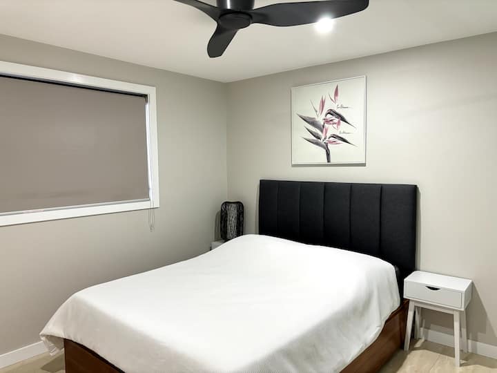 (2) QUEEN საძინებელი 4