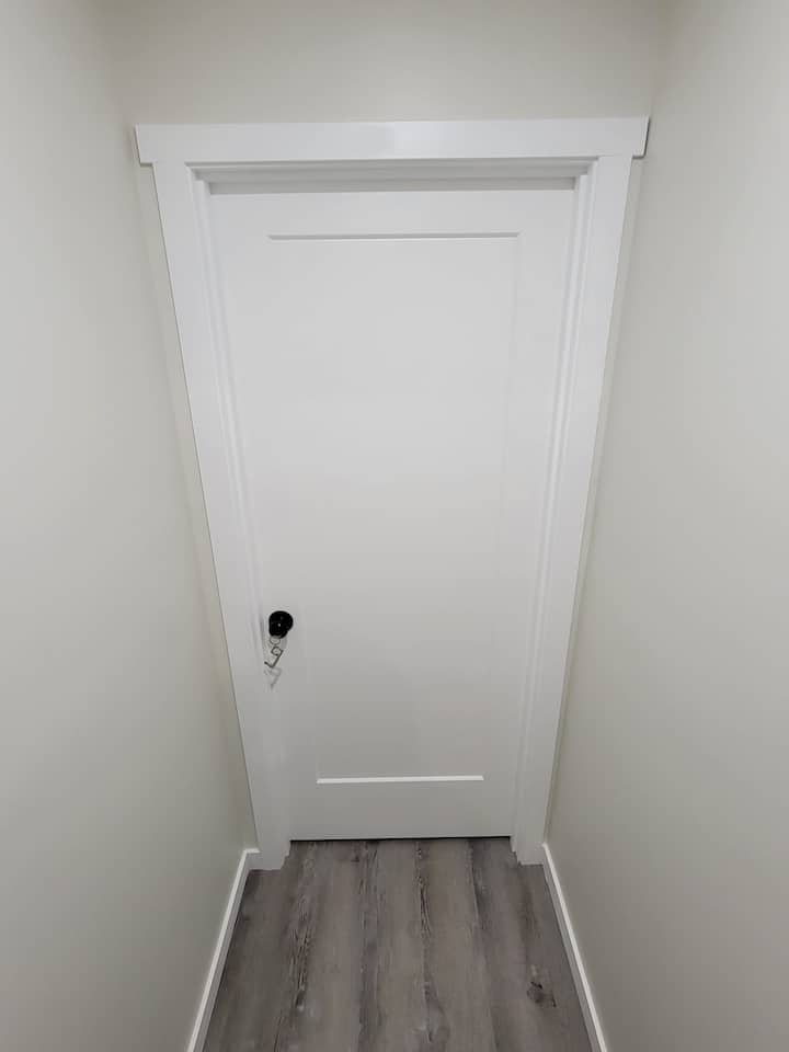 1 Bedroom Home Of Comfort With Dedicated Parking. - Regina