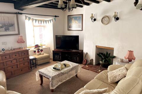 Pier Cottage