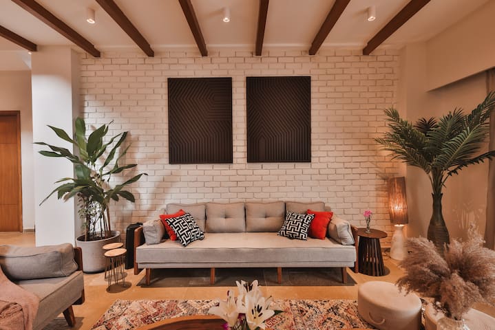 Rustic 4bhk Villa w/Pvt Pool