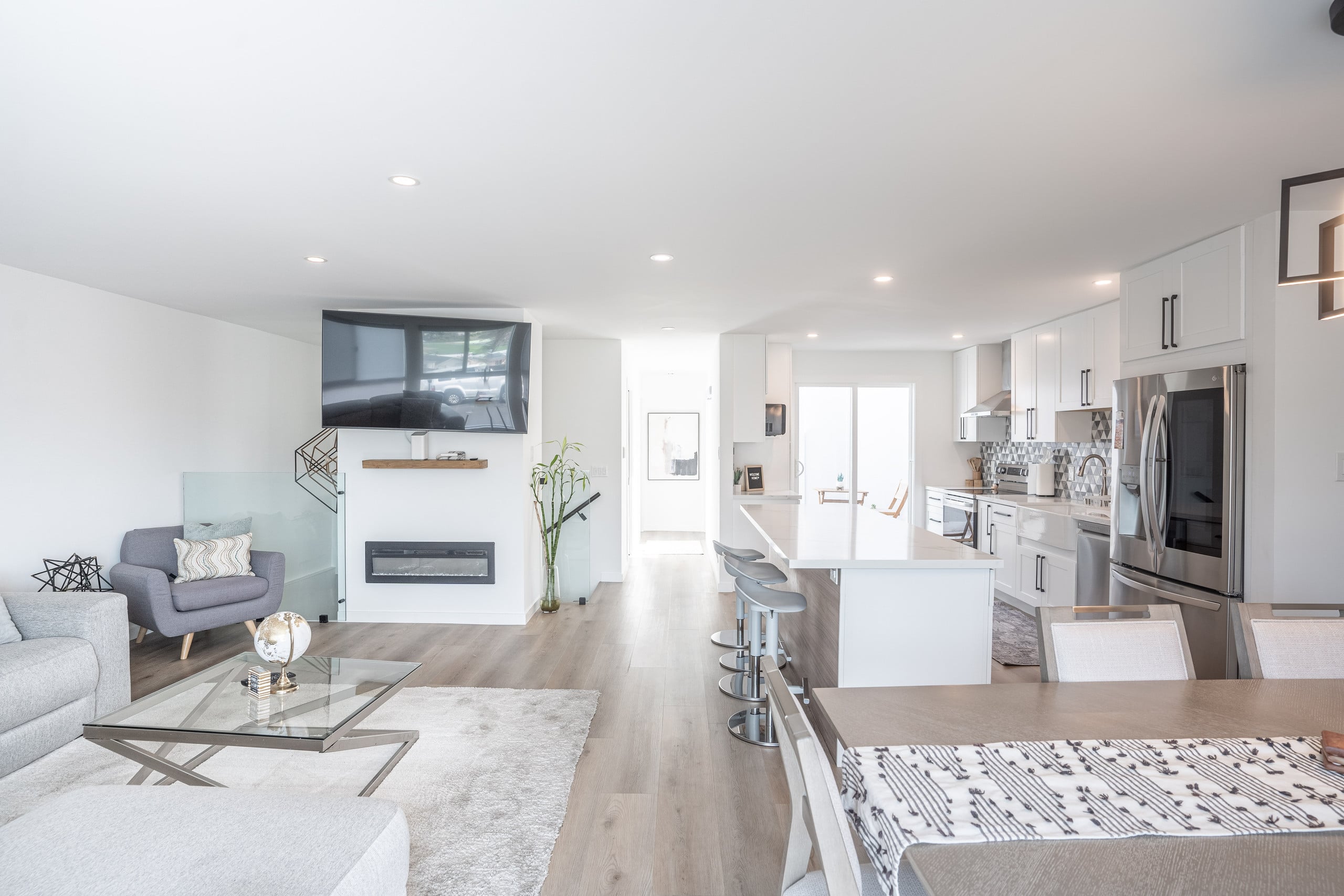 Home in South San Francisco · ★4.97 · 4 bedrooms · 4 beds · 2.5 private baths - Image 3