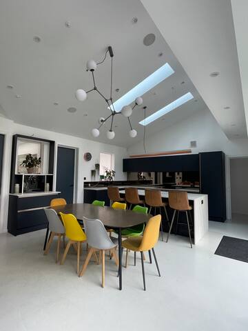 Fun family home gallery image 5