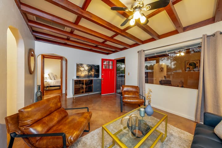 Near Tmc | Central | Fenced Yard | 3 Br & 1 Ba - Tucson, AZ