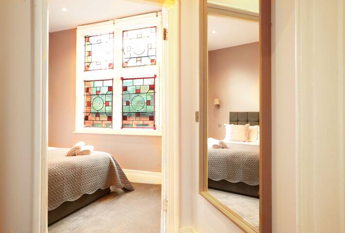 Apartment 1, Old Market Place gallery image 4