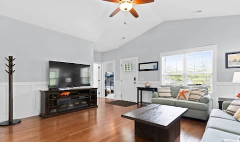 Successful Airbnb property: Shake it Off in Oak Island