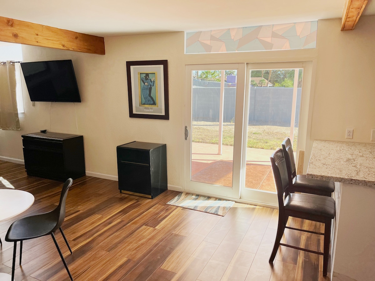 Mid Century Modern Gem