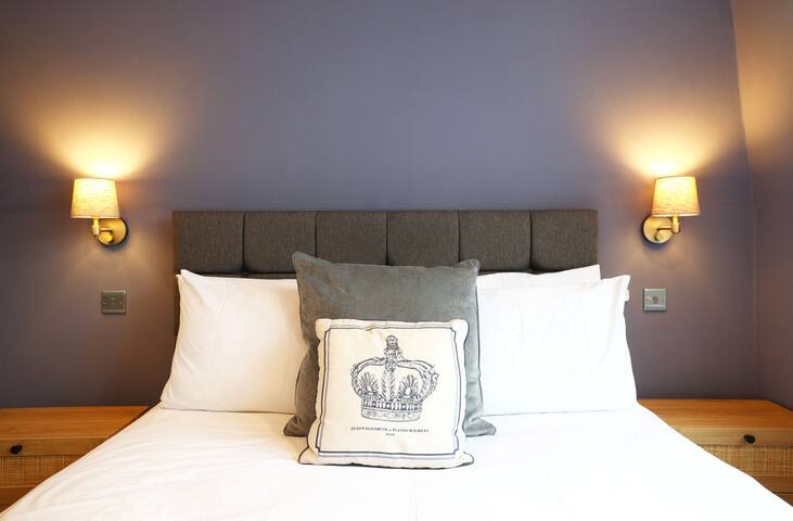 Apartment 2, Old Market Place gallery image 5