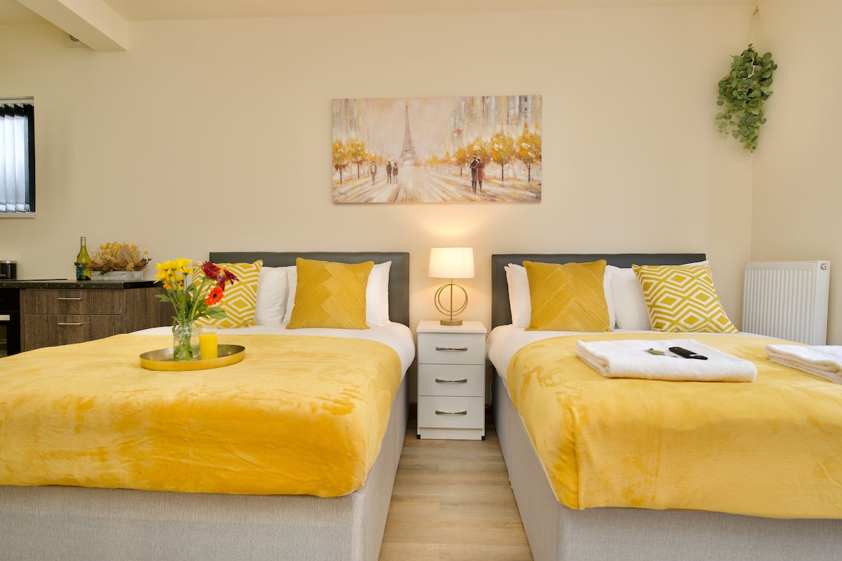 Successful Airbnb property: Matlock Studio 2 – Coventry in Keresley