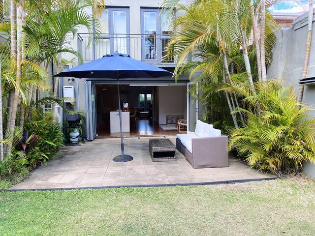 4 Bedroom Family Home in Queens Park gallery image 5