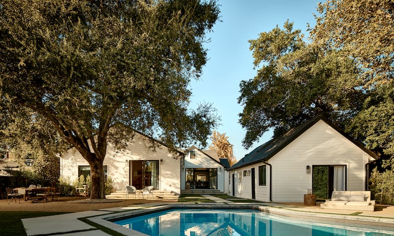 Classic Meets Contemporary