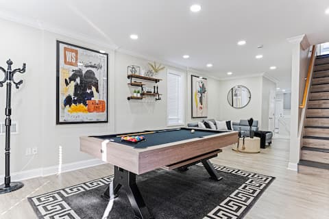 Fun, Stylish, Pool table, Darts
