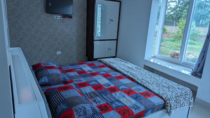 საძინებელი 4