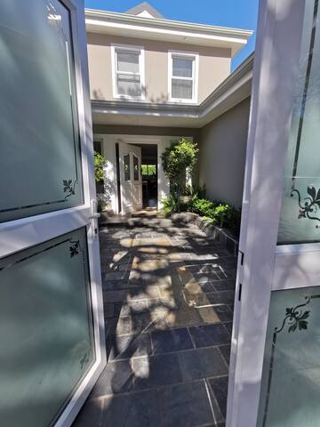 Number 10 gallery image 5