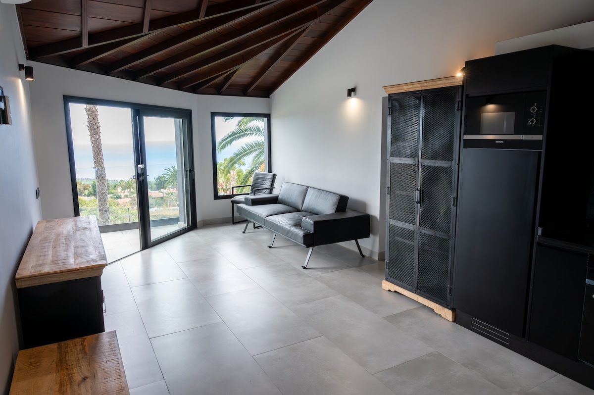 Airbnb performant: Villa Crone Apt. 3 with 2 Infinity Pools & Jacuzzi à La Orotava