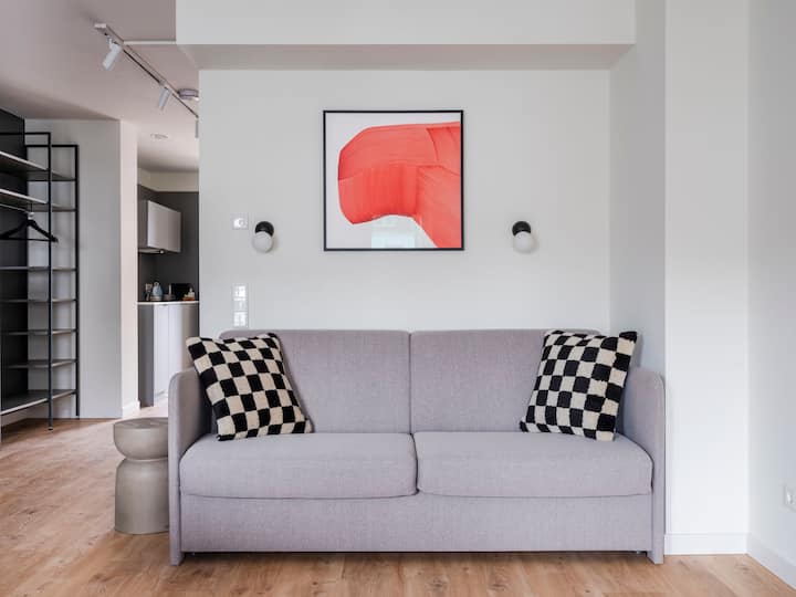 Numa | Xl Studio W/ Kitchenette, Balcony, Sofa Bed - Düsseldorf