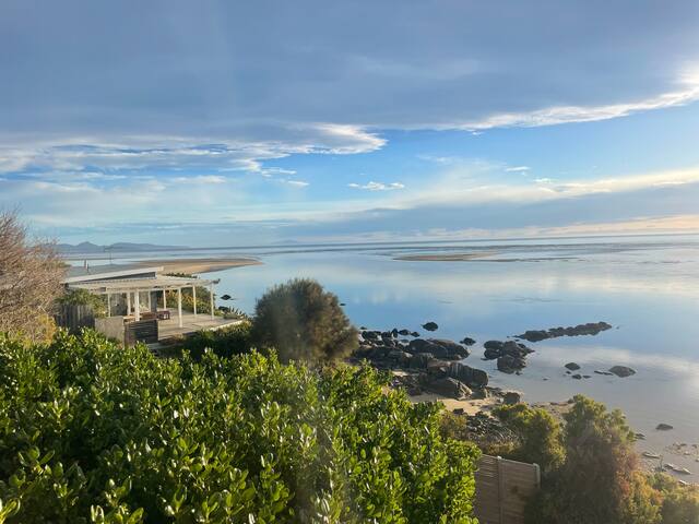 Saltwater Solace gallery image 2