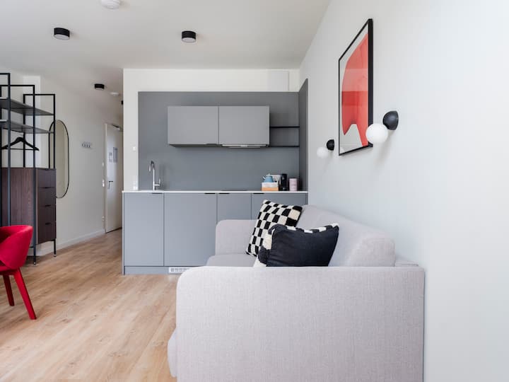 Numa | 1 Bedroom Apartment With Balcony & Sofa Bed - Düsseldorf