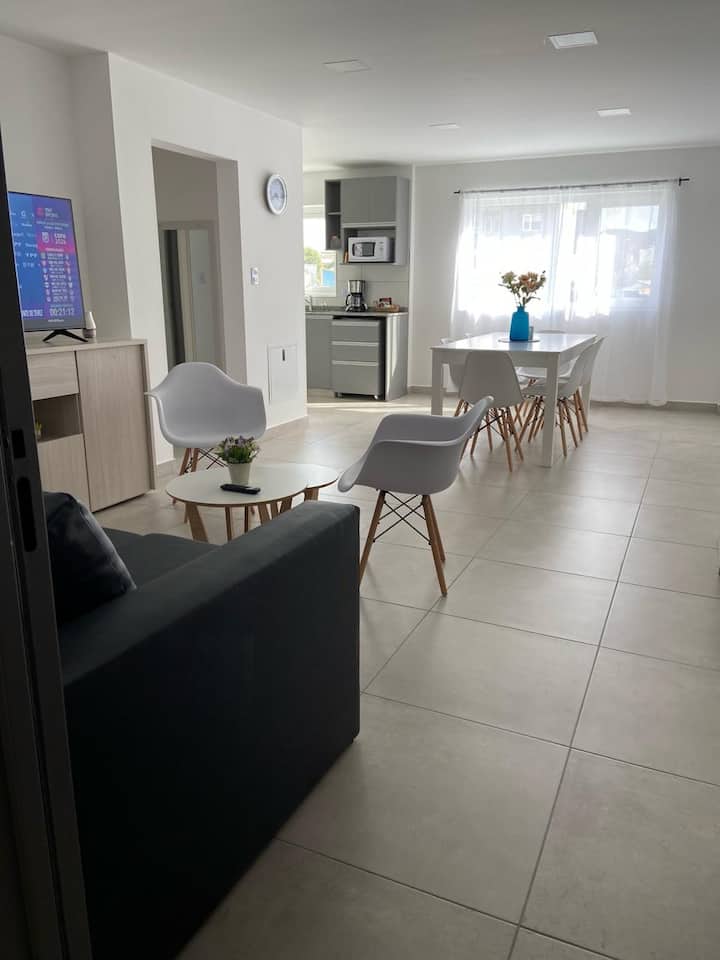 Spacious And Bright Apartment | Yarken B - Ushuaia