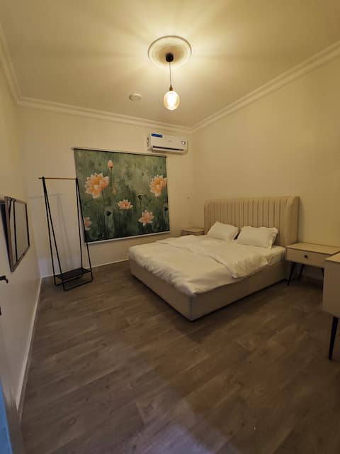 Ground floor apartment, private entrance, very spacious bathroom