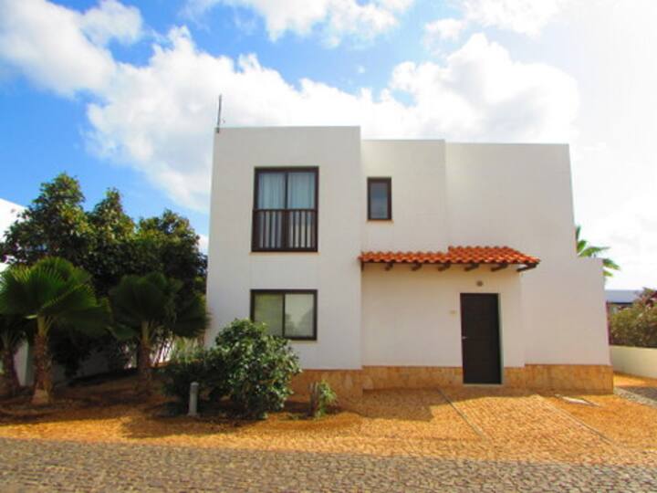 Cosy 3 Bedroomed Villa with pool Houses for Rent in Santa Maria, Sal