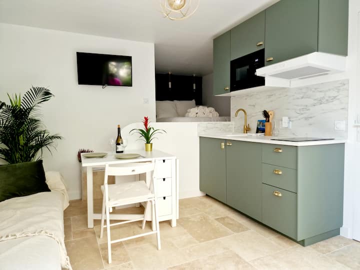 Studio à La Ciotat 3/4 Personnes  (3a Ou 2a+2e) - Cassis