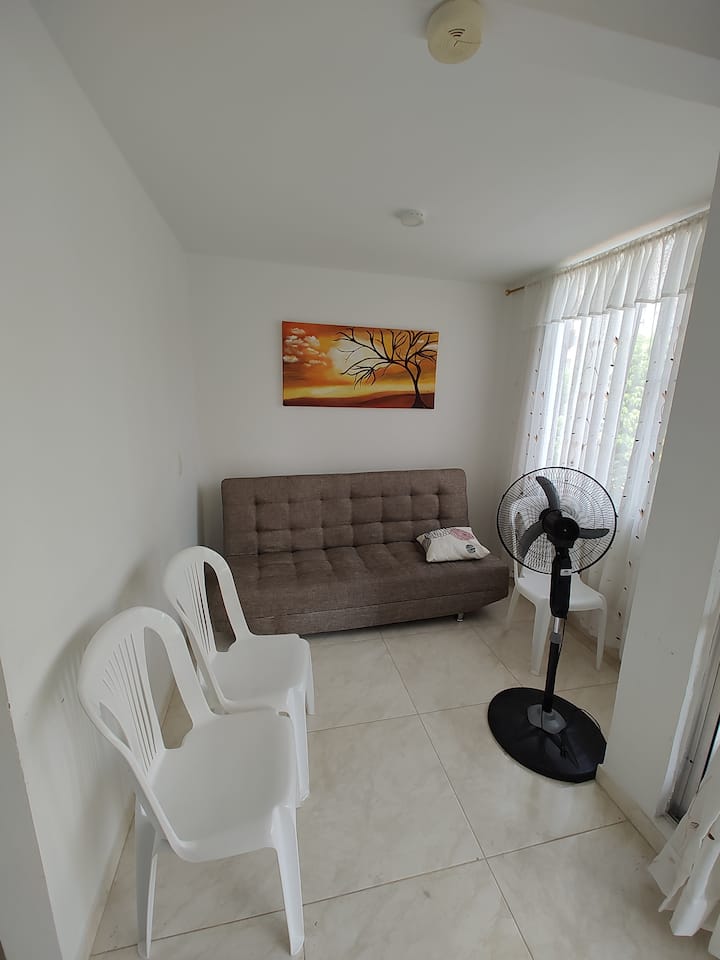 Apartamento Amoblado En Ricaurte - Ricaurte