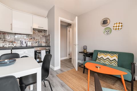 Top Airbnb: 2 Bed Stoneybatter Apt 2nd Floor near City Center in Stoneybatter