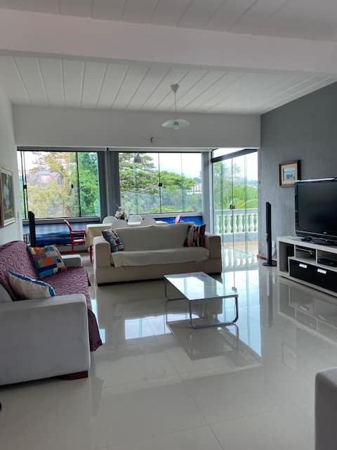 Top Airbnb: House in Miguel Pereira in Miguel Pereira