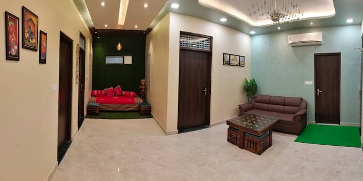Pakhi's Homestay - Beautiful & Luxury Apartment - Jaipur